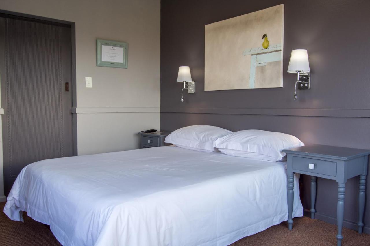 Edward Charles Manor Hotel Mossel Bay Ngoại thất bức ảnh